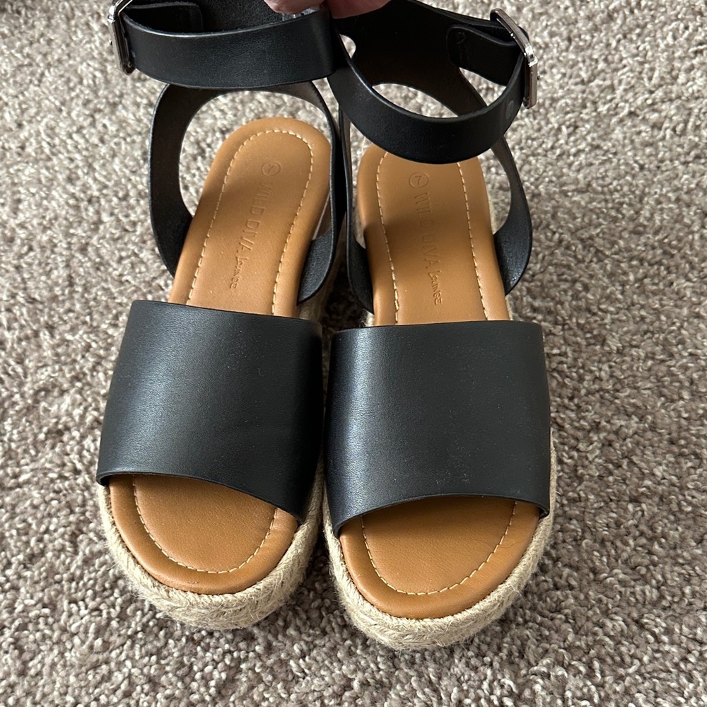 Universal Thread Black Espadrille Sandals